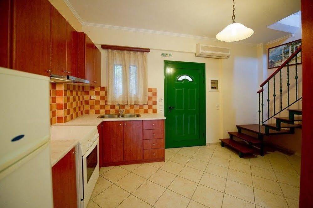 Oasis Exclusive Aparthotel Parga Luaran gambar